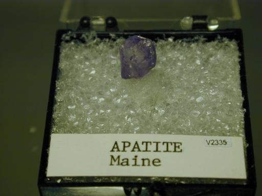 Apatite image.