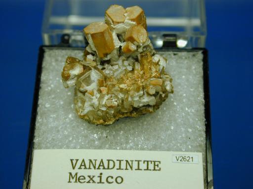 Vanadinite image.