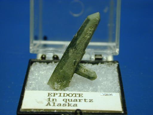 Epidote image.