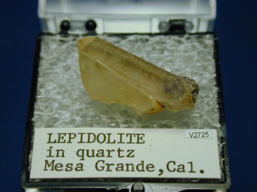 Lepidolite image.