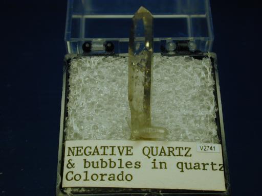 Quartz image.