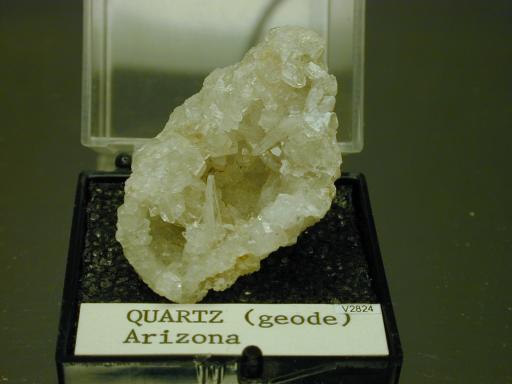 Quartz image.