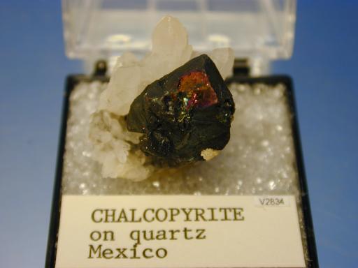 Chalcopyrite image.