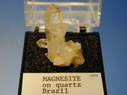 Magnesite image.