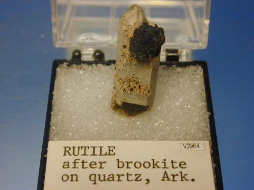 Rutile image.
