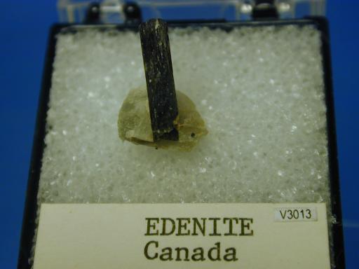 Edenite image.
