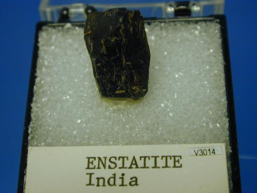 Enstatite image.