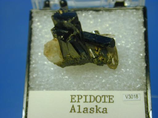 Epidote image.