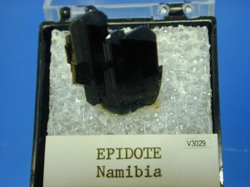 Epidote image.