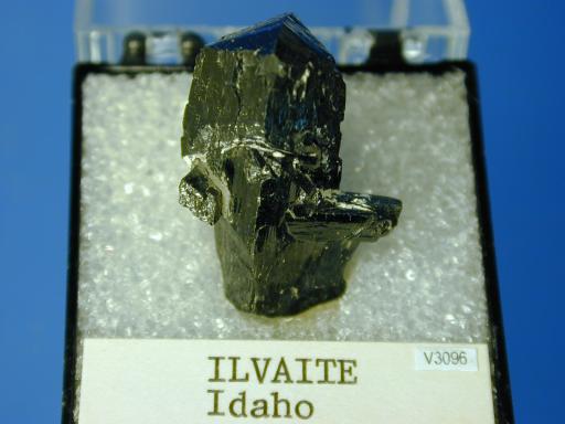 Ilvaite image.