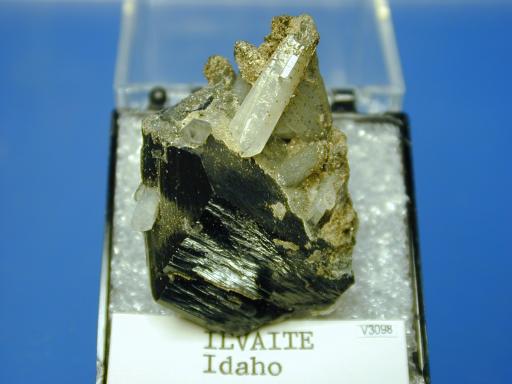 Ilvaite image.