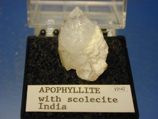 Apophyllite image.