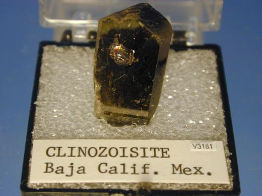 Clinozoisite image.