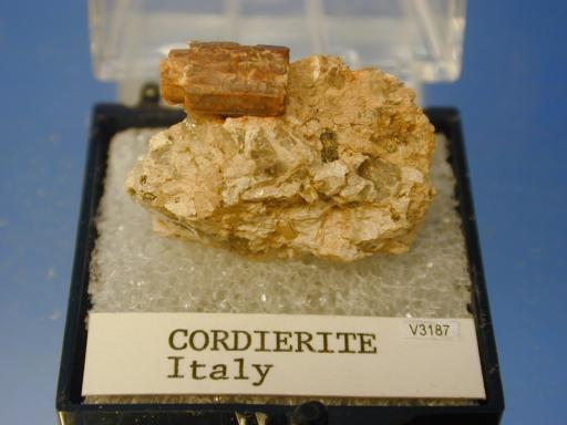 Cordierite image.