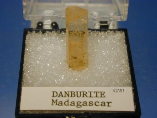 Danburite image.