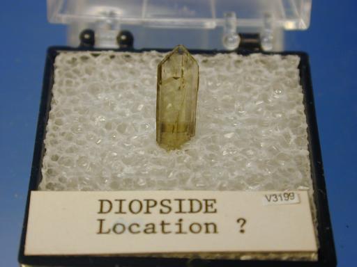 Diopside image.