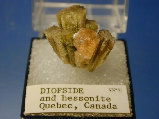Diopside image.