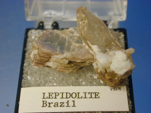 Lepidolite image.