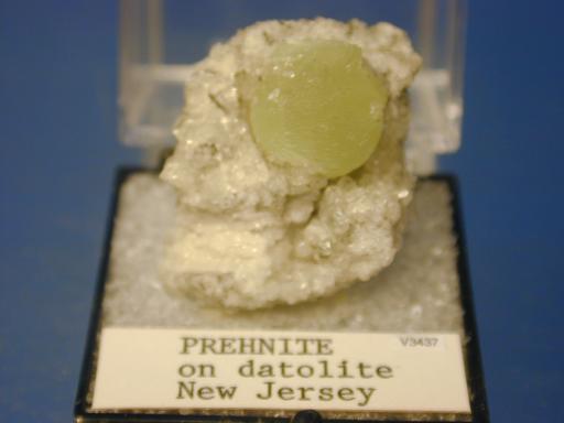 Prehnite image.