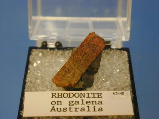 Rhodonite image.