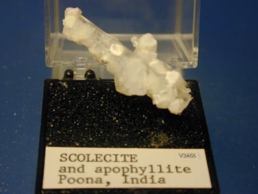 Scolecite image.