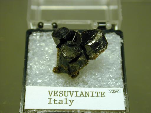 Vesuvianite image.