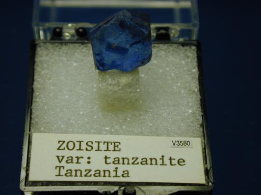 Zoisite image.