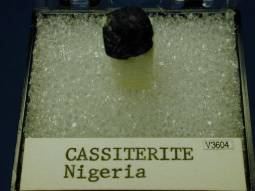 Cassiterite image.