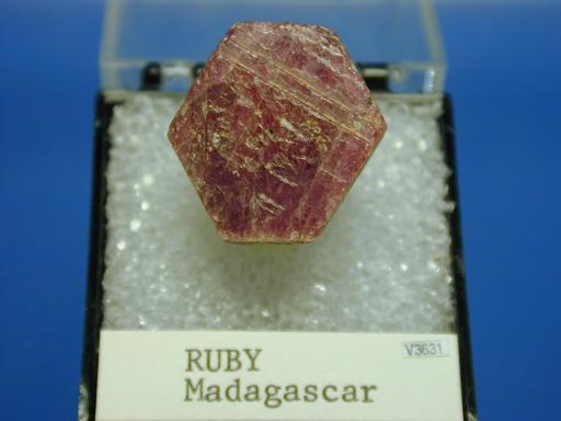 Corundum image.