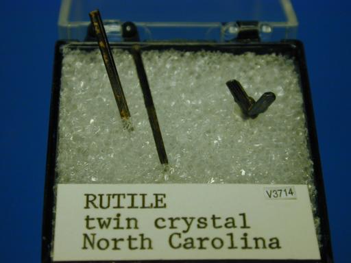 Rutile image.