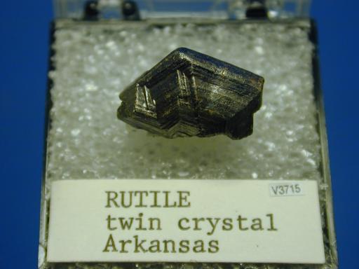 Rutile image.