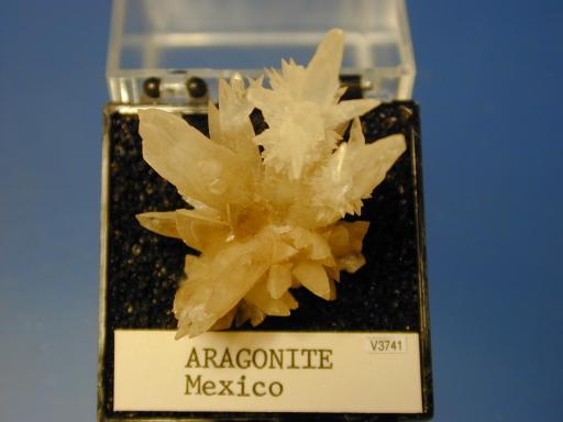 Aragonite image.