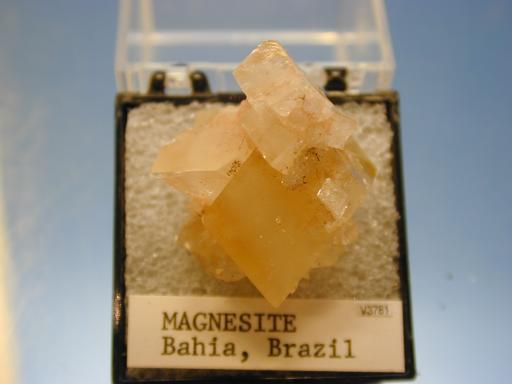 Magnesite image.