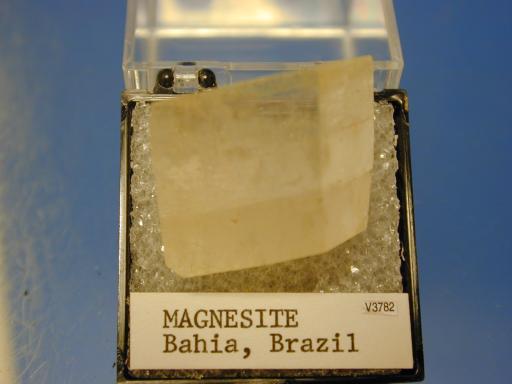 Magnesite image.