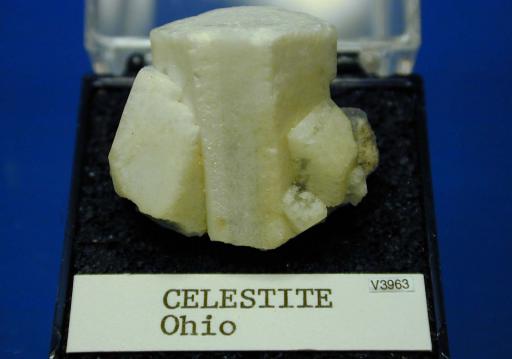 Celestite image.