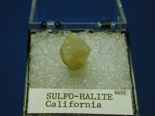 Sulfohalite image.