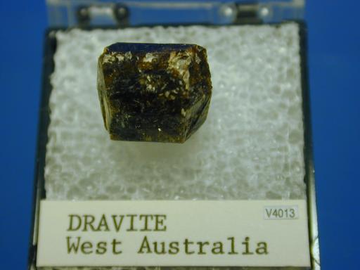 Tourmaline image.