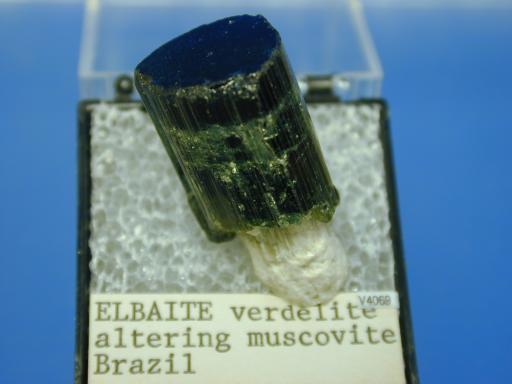 Tourmaline image.