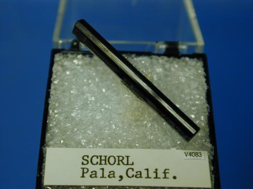 Tourmaline image.