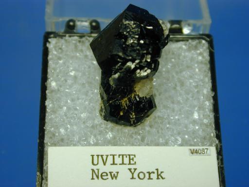 Tourmaline image.