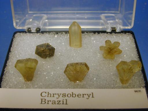 Chrysoberyl image.