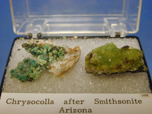 Chrysocolla image.