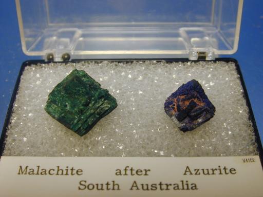 Malachite image.