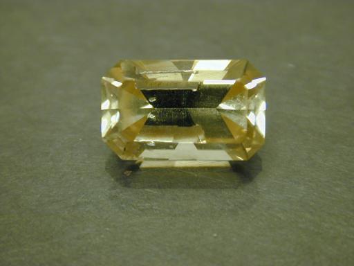 Danburite image.