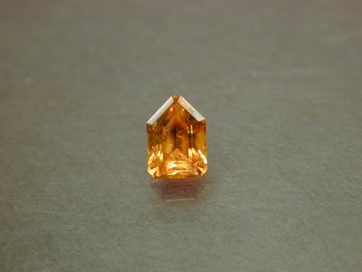 Garnet image.