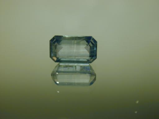 Corundum image.