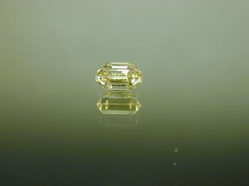 Corundum image.
