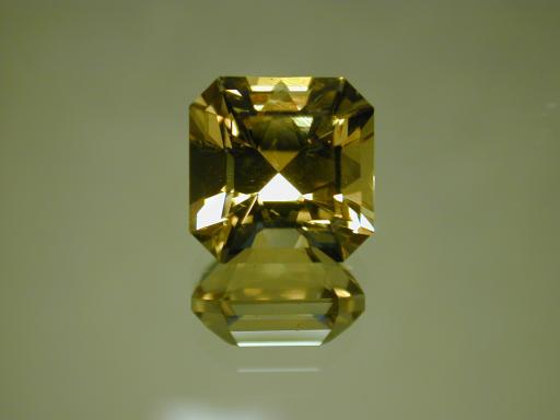 Scapolite image.