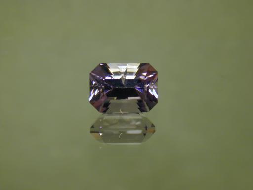 Scapolite image.