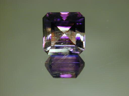 Quartz image.